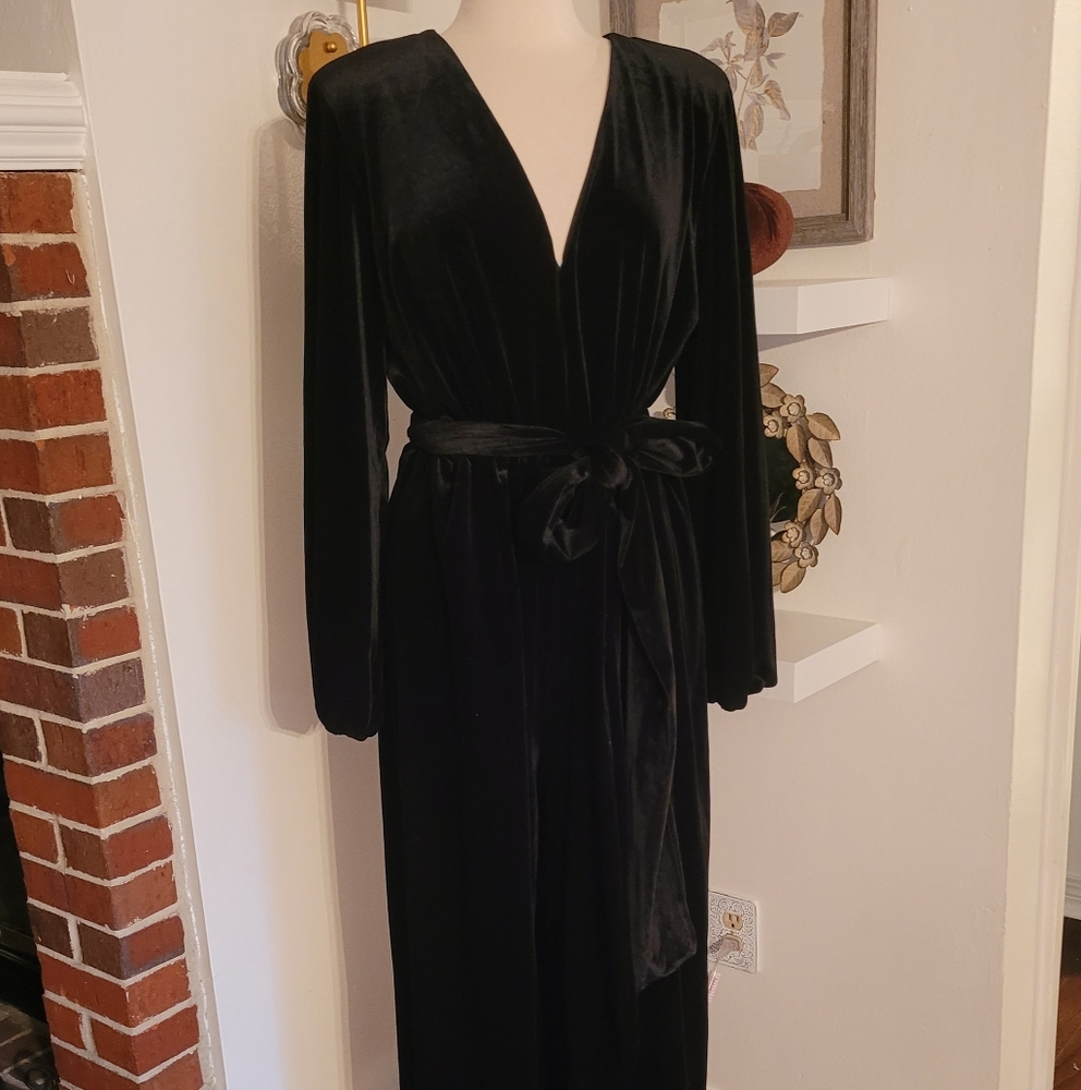 Eloquii Elegant Black Velvet Jumpsuit Size 14 NWT